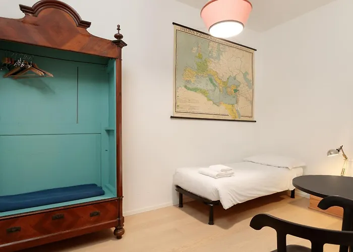 Апартаменти Rossetti Literary House Settefontane *